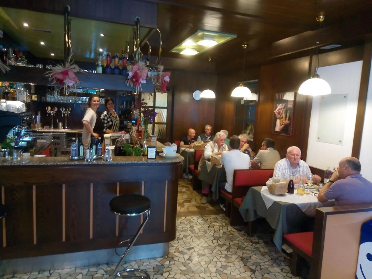 Stella D'Oro Hotel Lamon 2*,  Italy